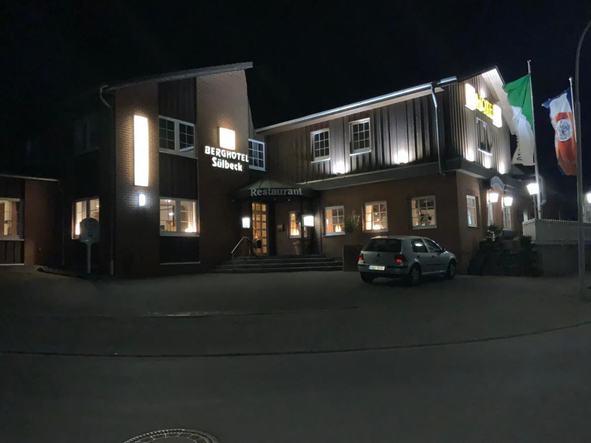Berghotel Suelbeck Nienstadt Екстериор снимка