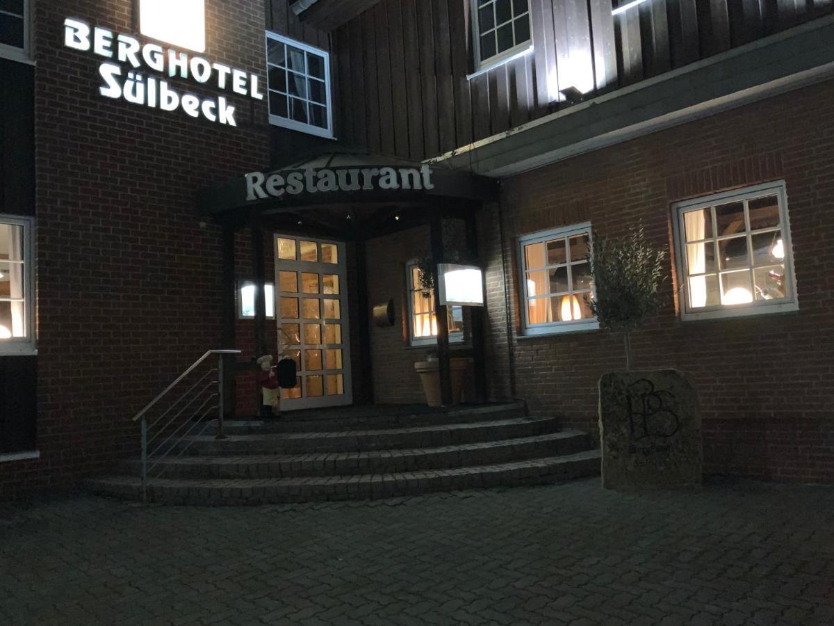 Berghotel Suelbeck Nienstadt Екстериор снимка